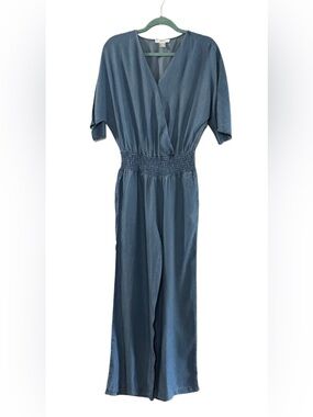 LASCANA Venus Chambray Jumpsuit US 6 Smocked Waist Wide Leg Blue